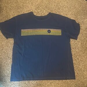 Hurley women’s XL Tshirt teal blue color